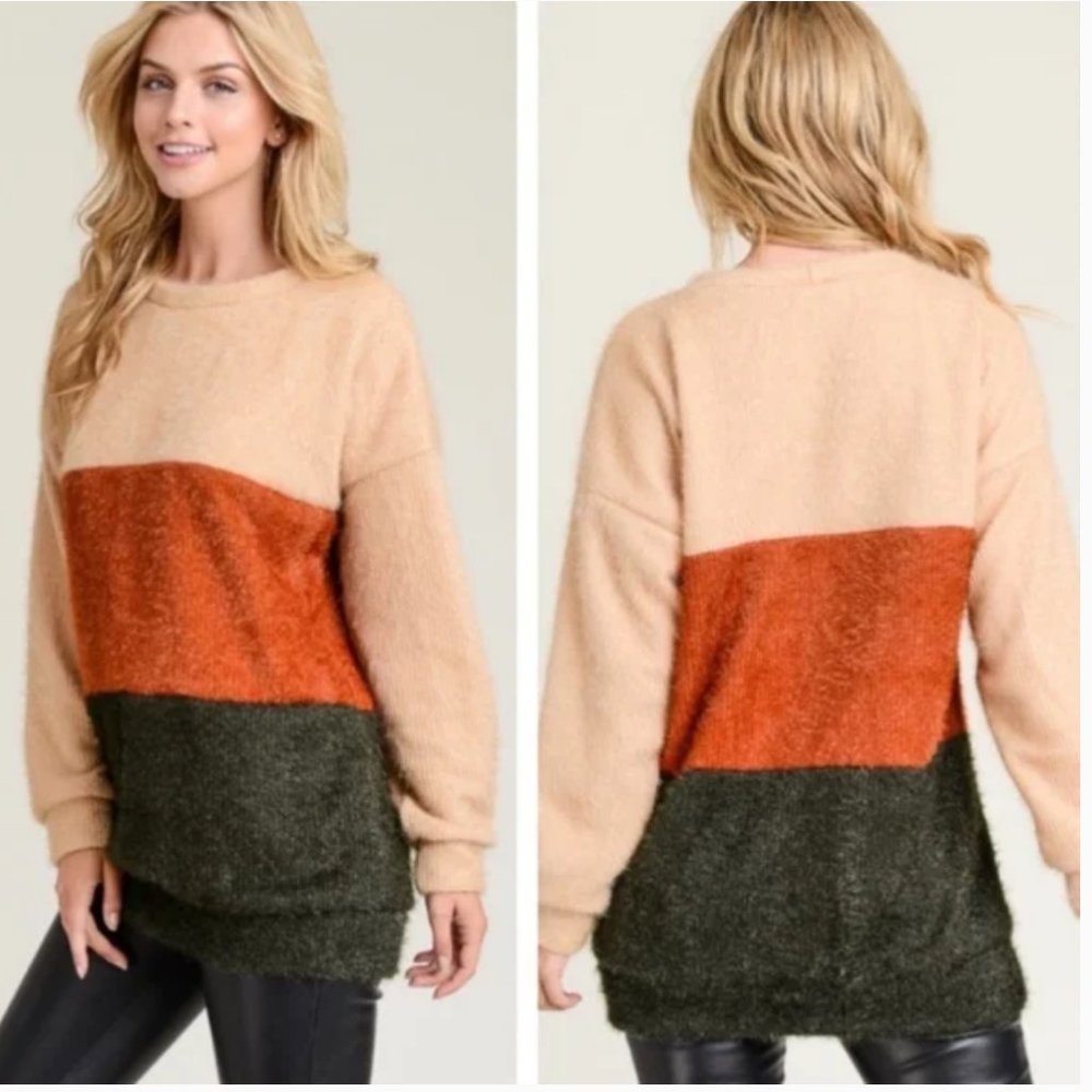 Cozy With Me ✨ Multi colored sweater 🍂